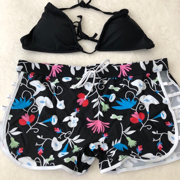 SALE‼️ Bikini Floral Boardshort Swimsuit - Picture 5 of 5